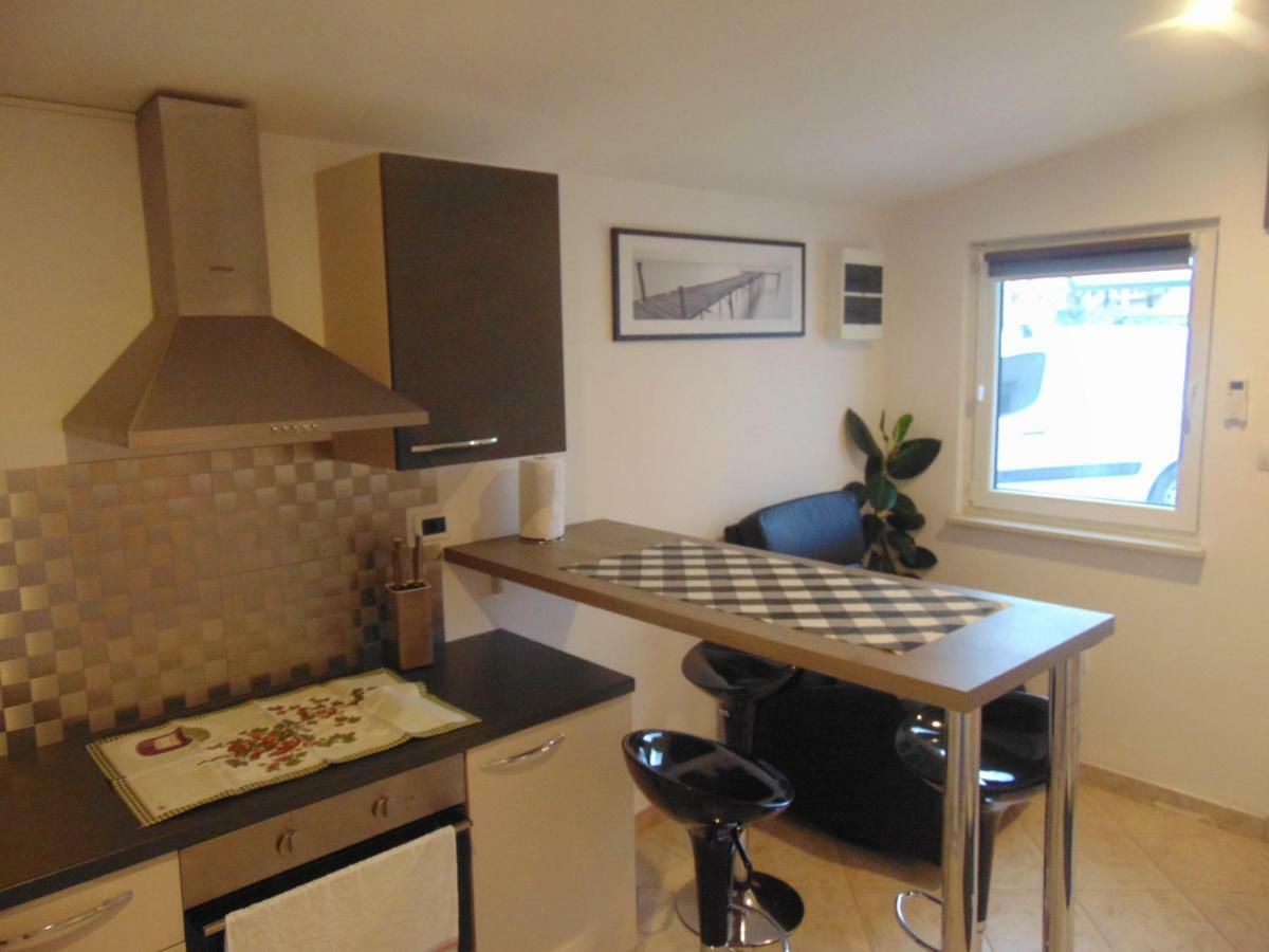 Guest House Kozala Rijeka Exteriör bild